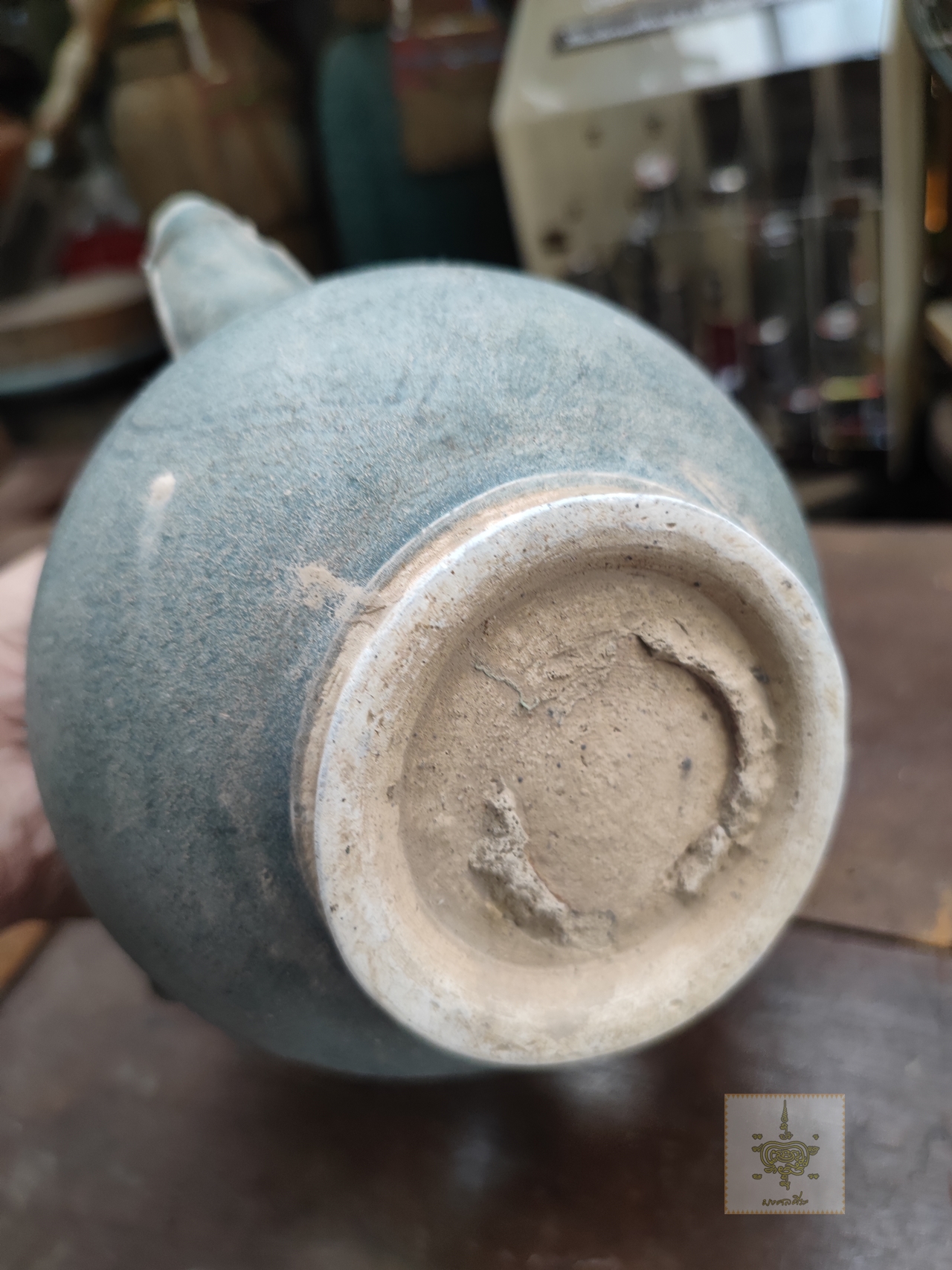 คนโท ม้า ช้าง วัว เครื่องสังคโลก เขียนลายเคลือบเขียว