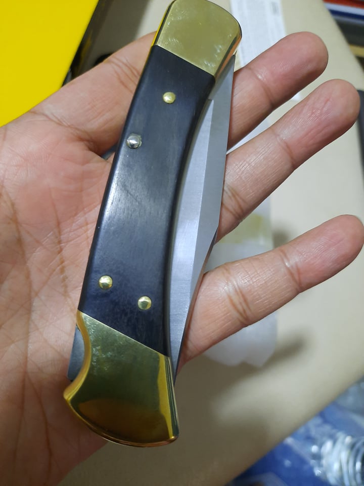 มีดพับBuck 110 แท้ Leather Sheath 110BRS New (EBONY HARDWOOD)