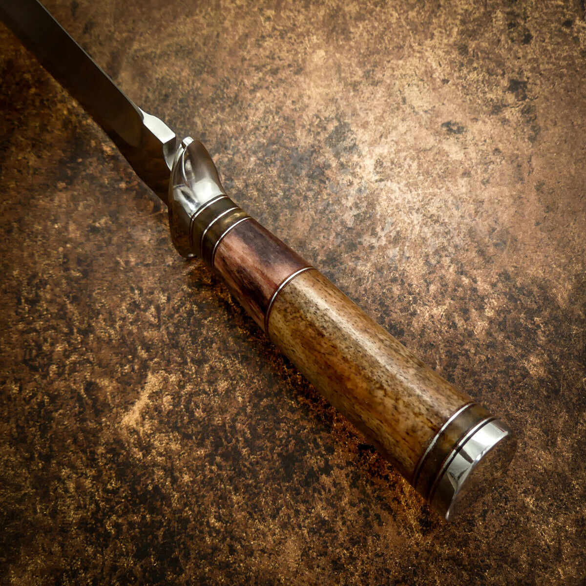 IMPACT CUTLERY RARE CUSTOM D2 BOWIE KNIFE CAMEL BONE HANDLE มีดจาก UK พร้อมใบรับรอง