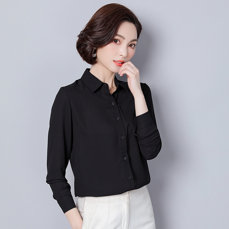 เสื้อเชิ้ตสีดำผู้หญิง แขนยาว ทรงสวย สไตล์เนี้ยบๆ ใส่ทำงาน ใส่เที่ยว แมทซ์กับกางเกง/กระโปรงได้