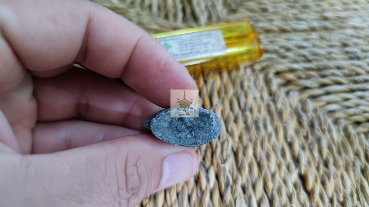 ตะกรุดหิน 1