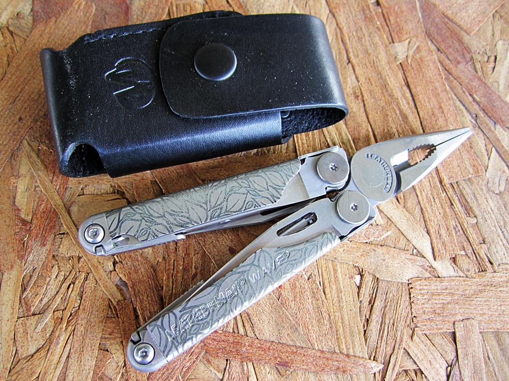 คีม Leatherman WAVE ยิงเลเซอร์แกะลาย