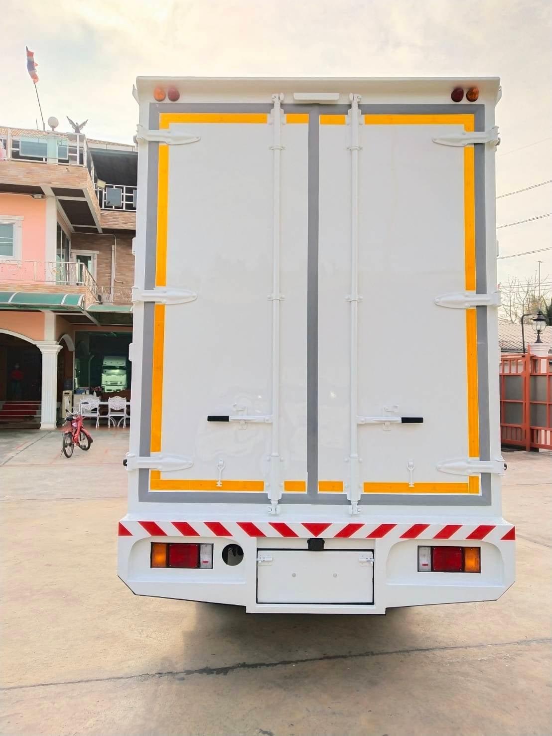 ISUZU NLR Euro 5 Max (ช่วงยาว 3 เมตร) หัวแชสซี (Chassis)
