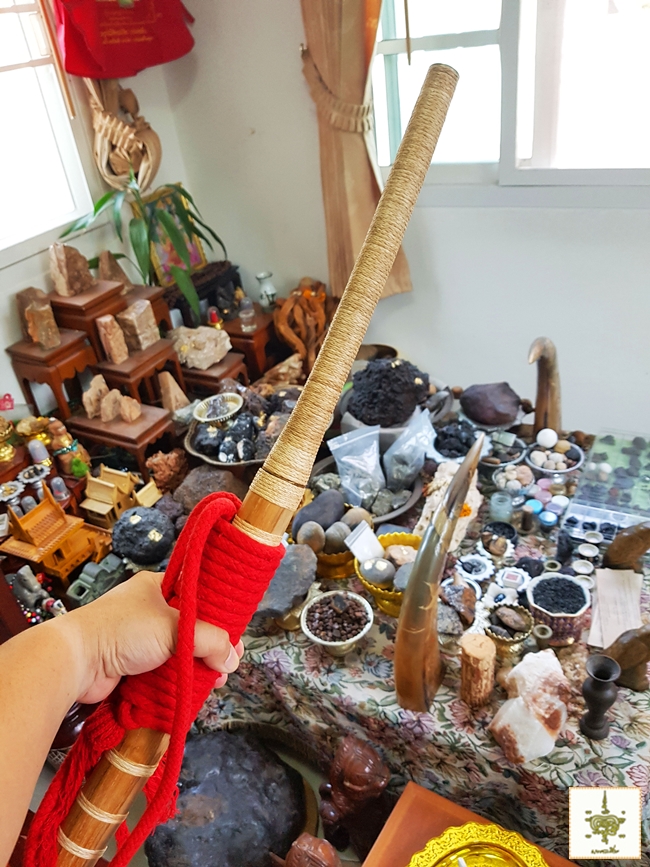 ดาบเมือง ดาบงามหงาย ปลายตัด ตราเต่า