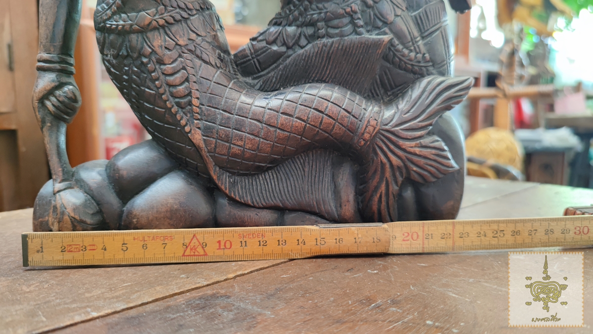 ไม้เนื้อแข็งแกะสลัก หนุมานเกี้ยวนางสุพรรณมัจฉา