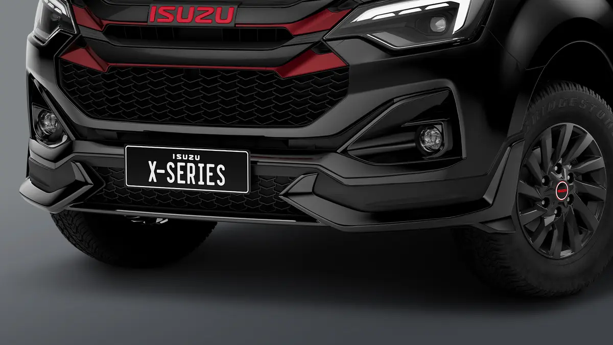 speed-exterior-3-skirt-front-desktop