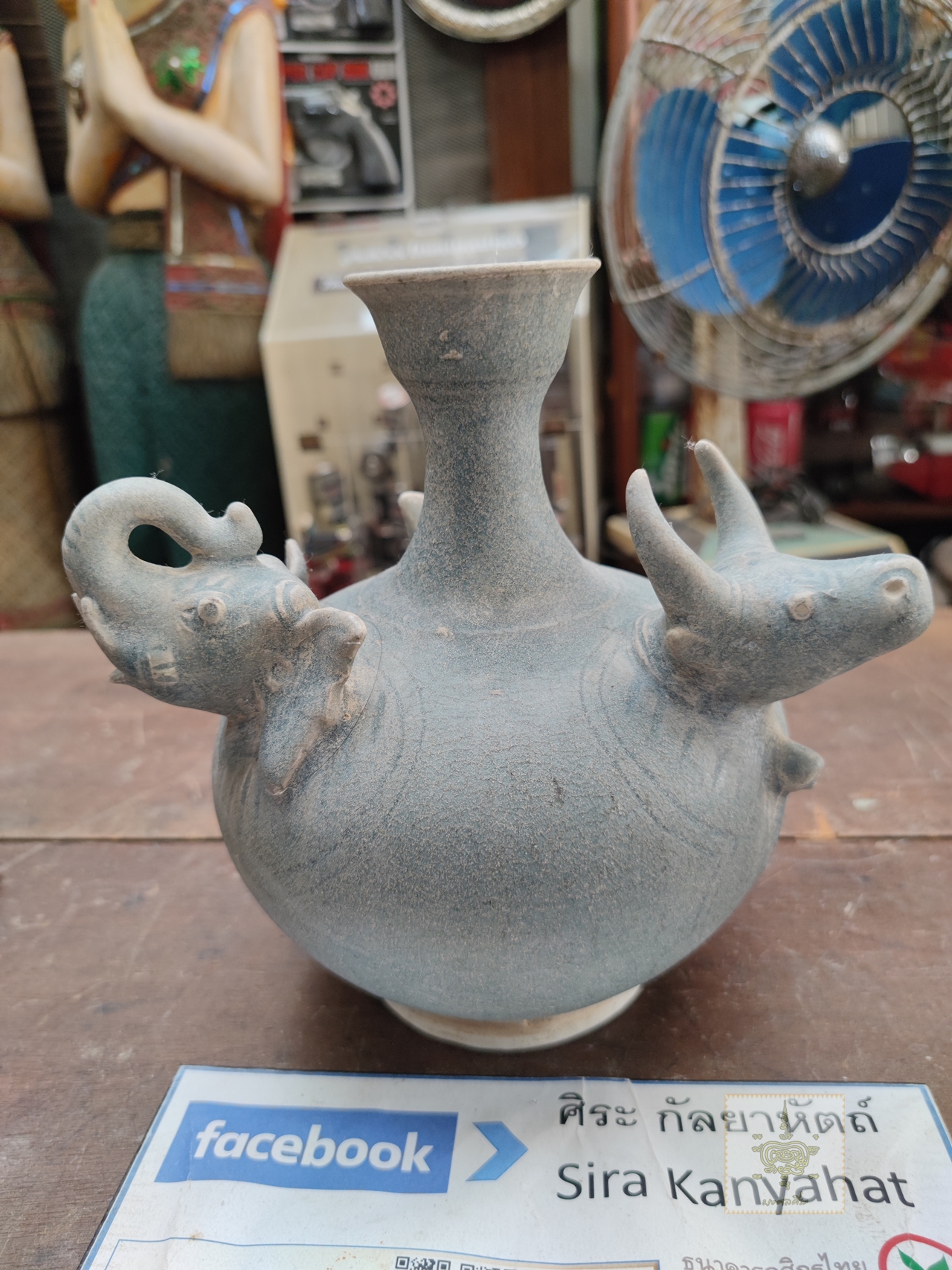 คนโท ม้า ช้าง วัว เครื่องสังคโลก เขียนลายเคลือบเขียว