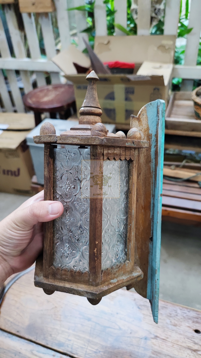 โคมไฟเสา เก่า