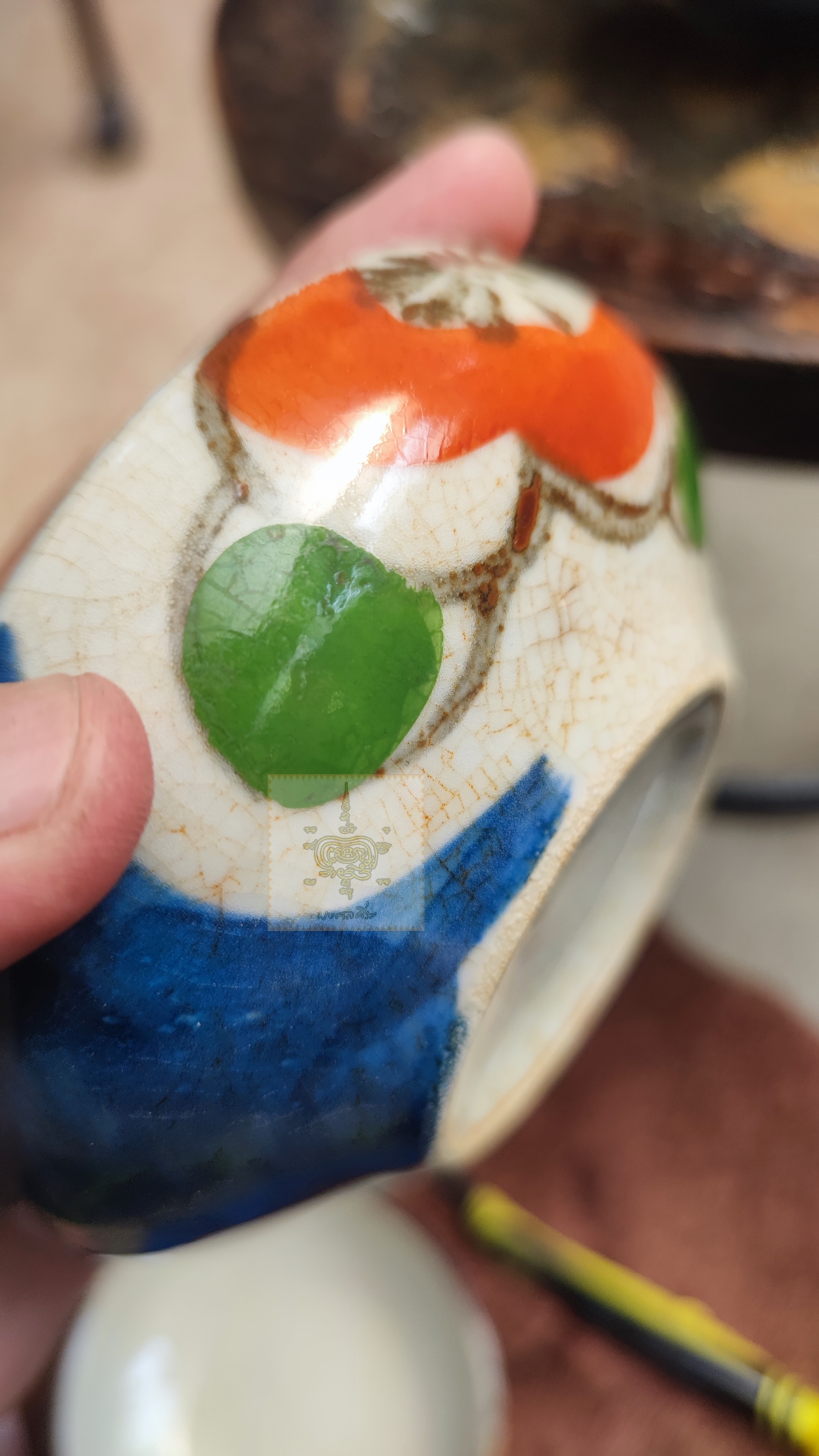 ถ้วยงานกระเบื้องเก่า