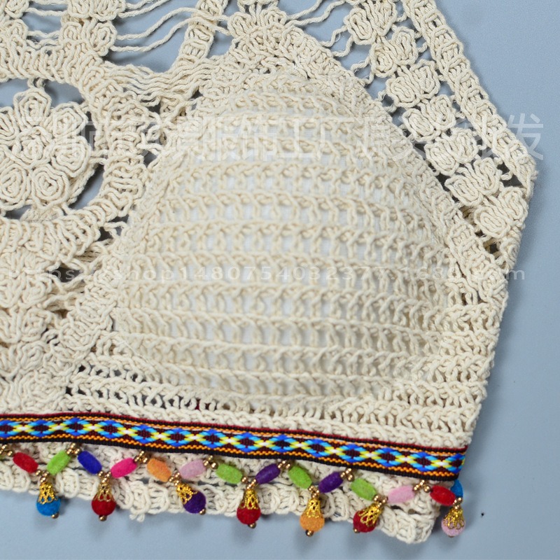 เสื้อถักสีครีมเบจ ใส่เที่ยวทะเลสวยเก๋ แฟชั่นชุดไปทะเล ชุดเที่ยวทะเล ชุดใส่เดินเล่นถ่ายรูปริมชายหาดสวยๆ