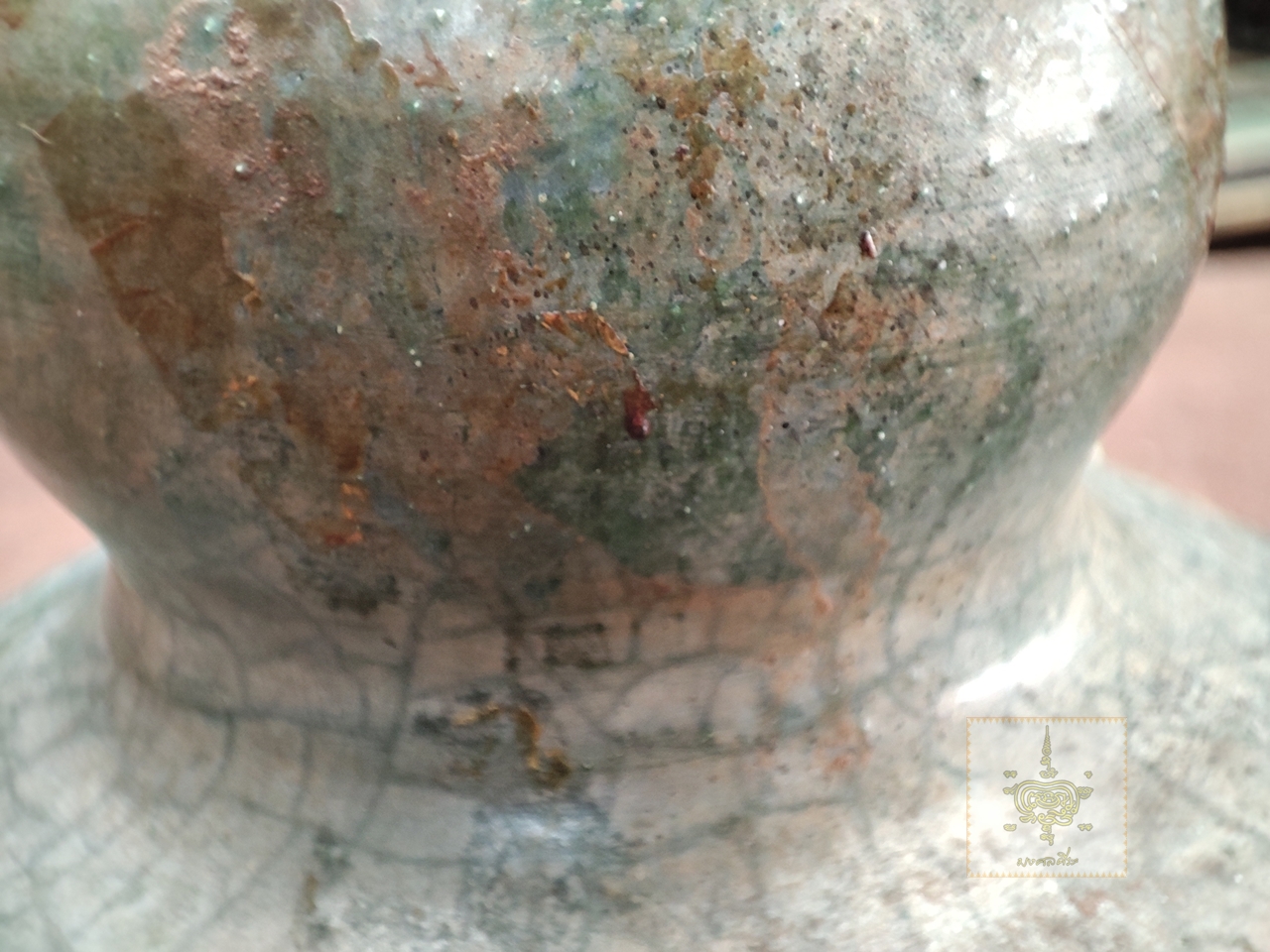 กาหงษ์ เครื่องสังคโลก