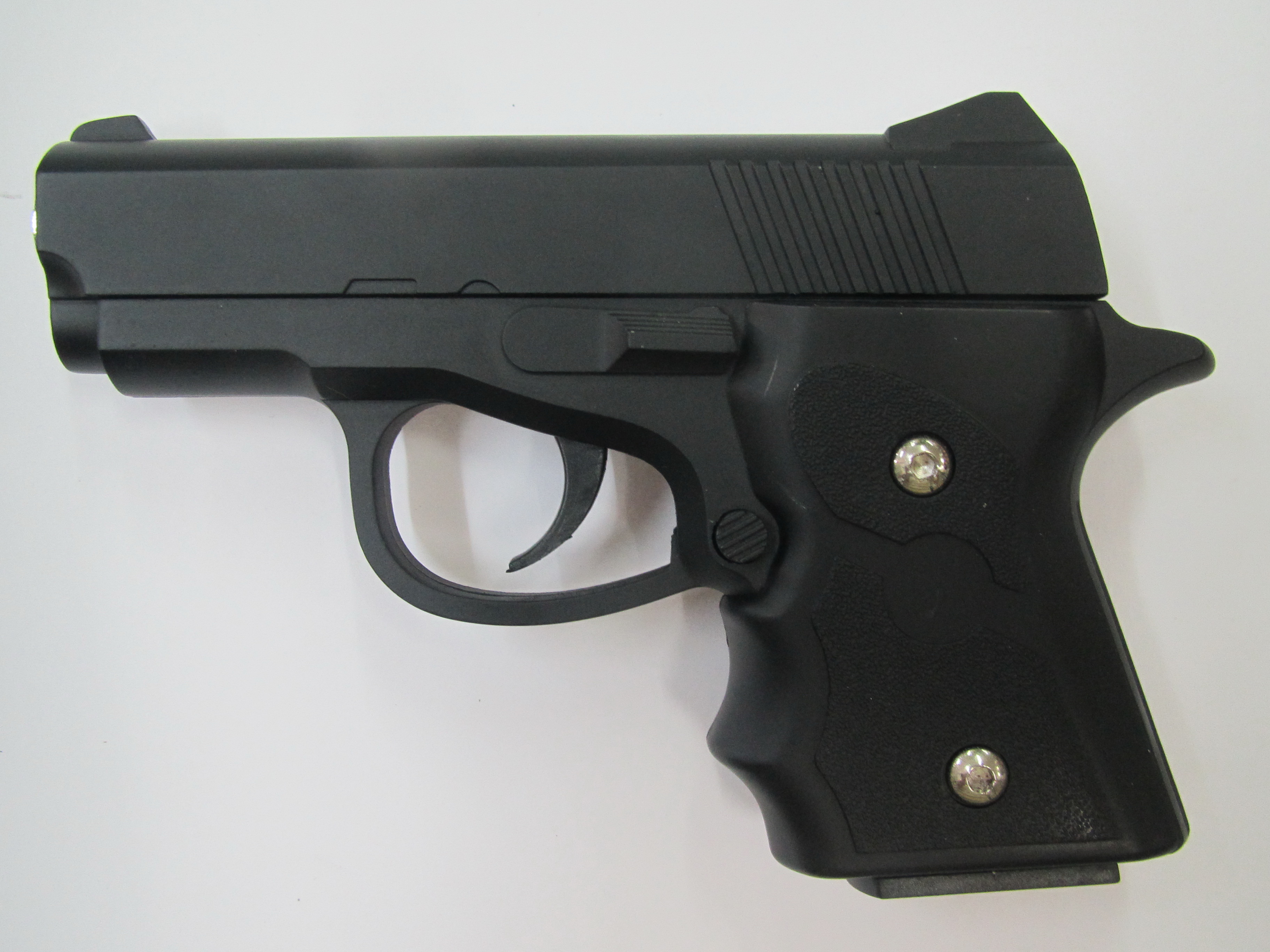 ปืนสั้นอัดลม