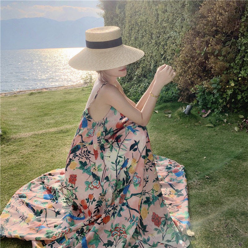 ชุดใส่เที่ยวทะเล เดรสยาวสีชมพูลายดอกไม้ สายเดี่ยว ผ้าชีฟอง ทรงปล่อย แฟชั่นชุดใส่เที่ยวทะเล ไอเดียชุดแต่งตัวไปเที่ยวทะเล ใครมีแพลนไปทะเลแต่ยังไม่ได้หาชุดต้องดู สำเนา