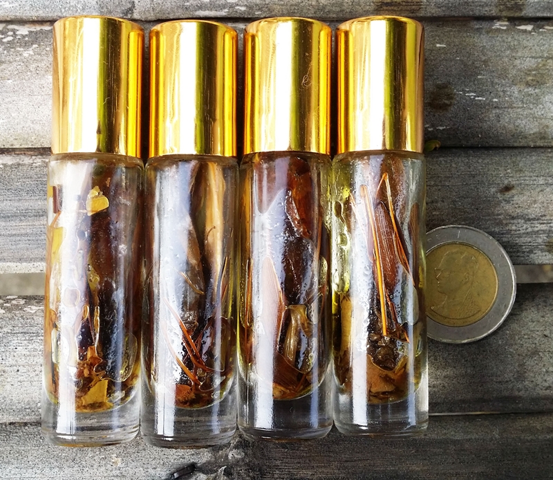 น้ำมันว่านเสน่ ว่านดอกทอง ว่านรากราคะ ว่านสาวหลง ว่านรักซ้อน