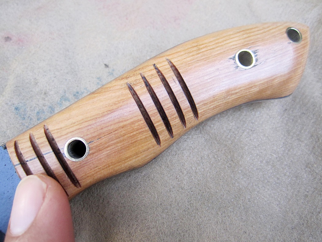 มีด ALONZO KNIVES USA CUSTOM HANDMADE SKINNER POWDER COATED 1095 STEEL KNIFE 717