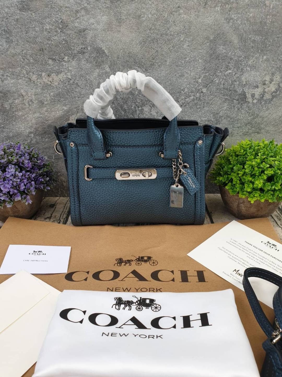 COACH SWAGGER 20 IN METALLIC PEBBLE LEATHER (COACH F35990)