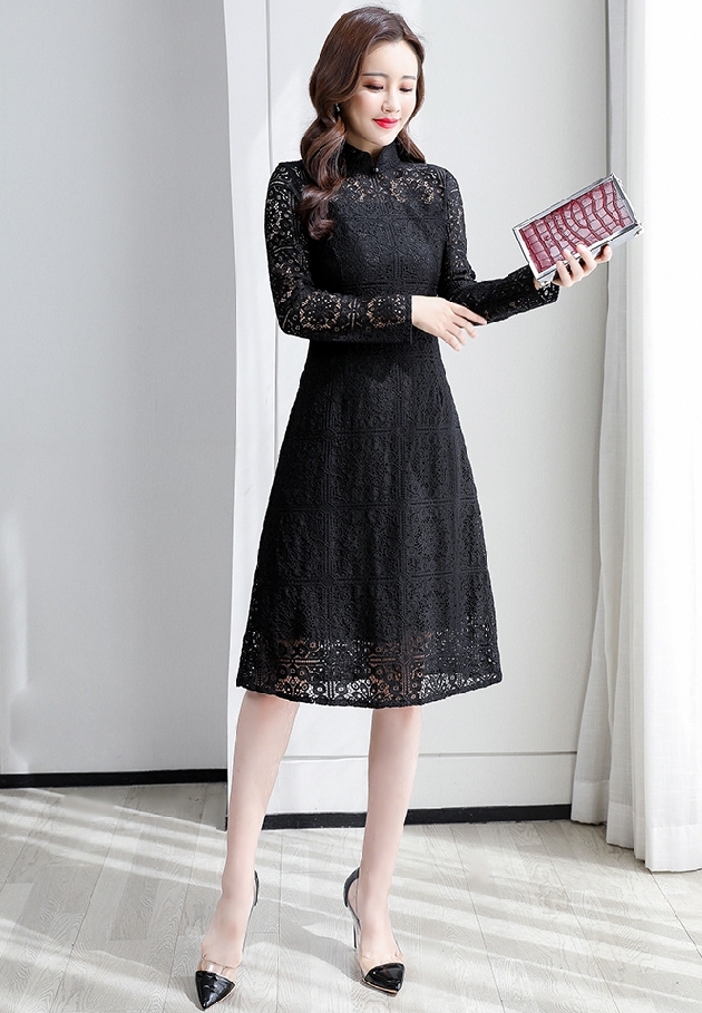 ชุดเดรสลูกไม้สีดำ คอจีน