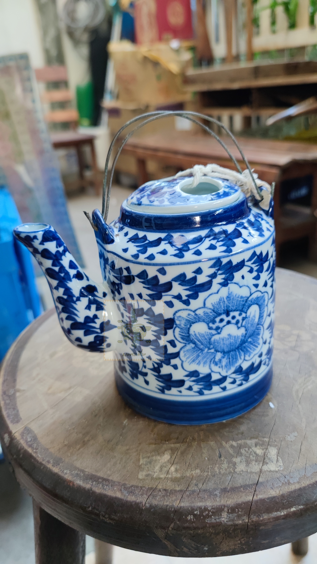 กาน้ำชา ลายผักชี 2