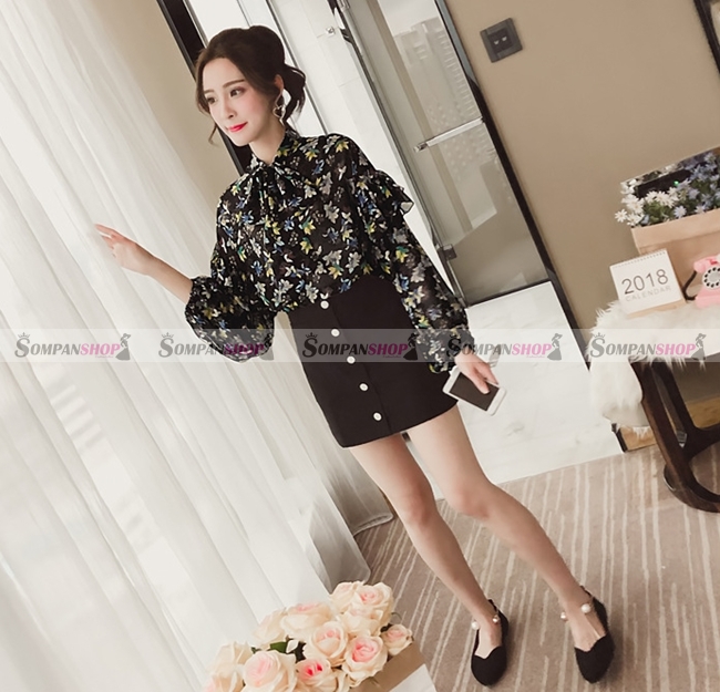 เสื้อเชิ้ตผู้หญิงสีดำ แขนยาว ลายดอกไม้ ผูกโบว์ที่คอเสื้อน่ารัก