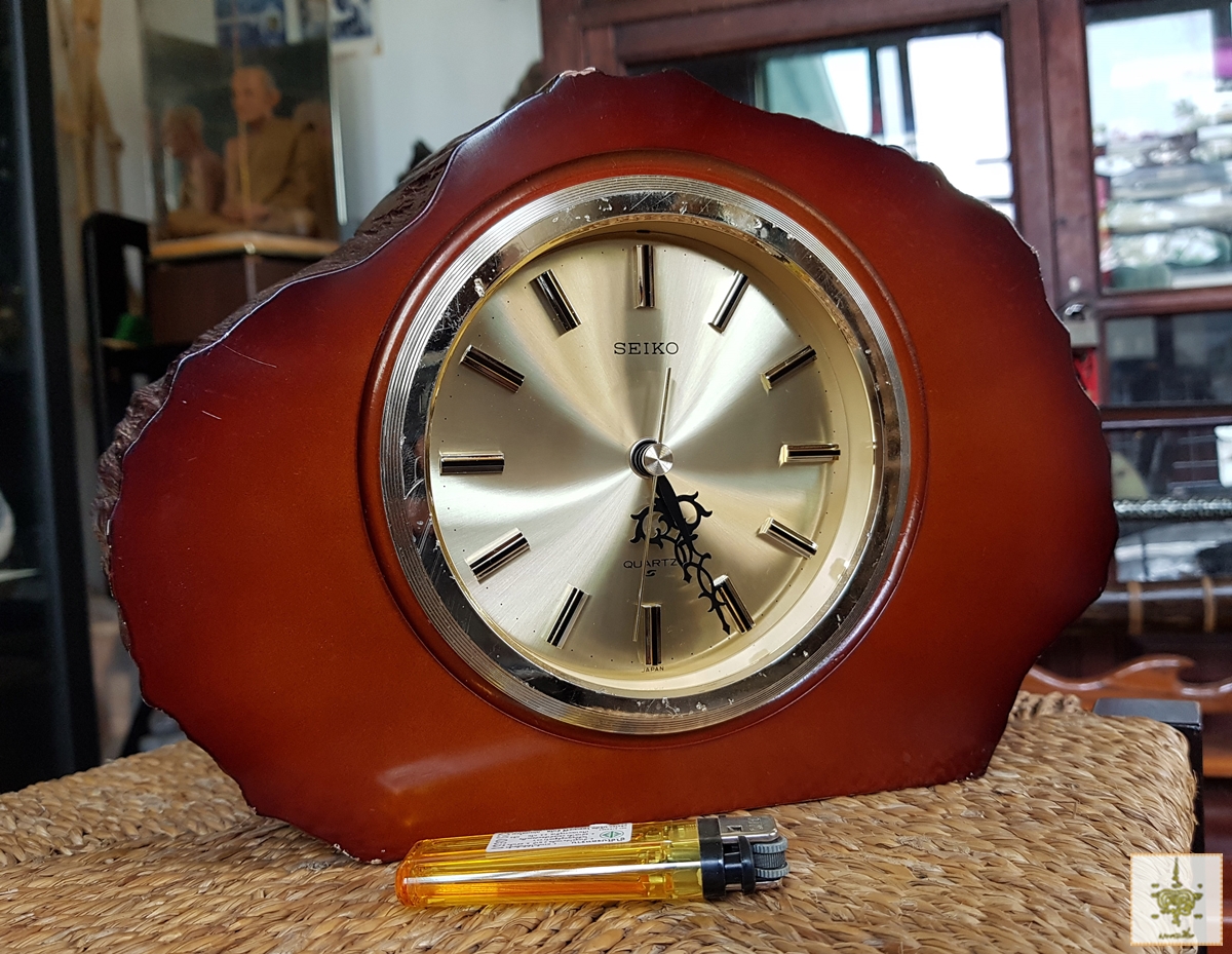 Seiko ตอไม้กลาง