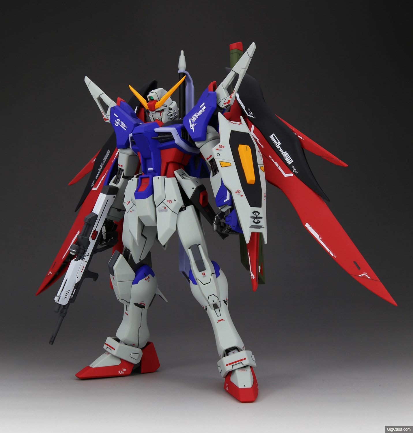 MG 1/100 DESTINY GUNDAM | Featured by Gigcasa