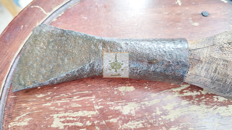 ขวานโยน ขวานถาก 2