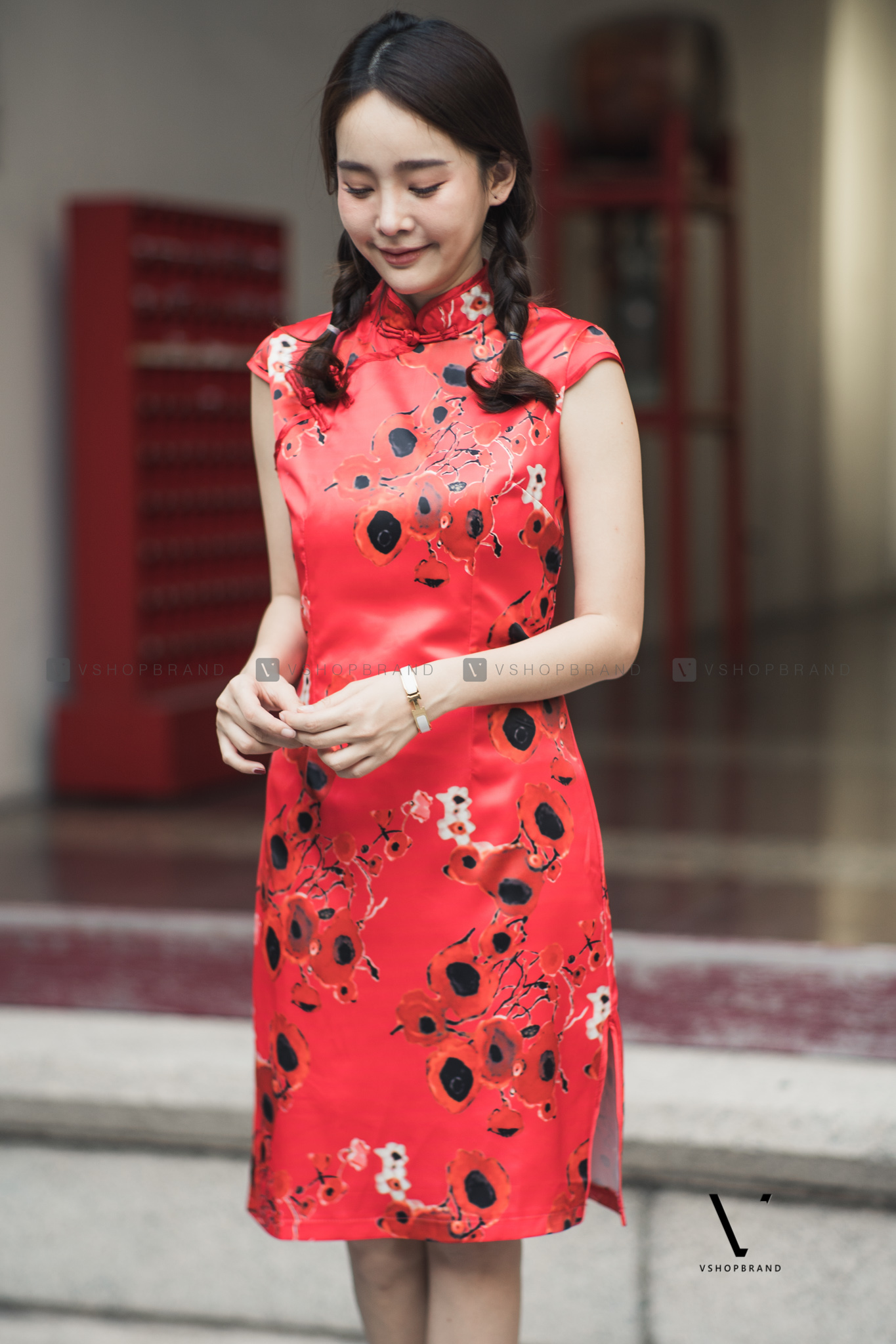 ชุดเดรสสั้นกี้เพ้าพิมพ์ลายดอกบ๊วย ทรงเข้ารูป