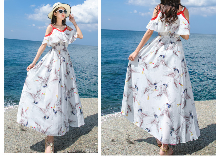 ชุดเที่ยวทะเลสีขาวลายนก