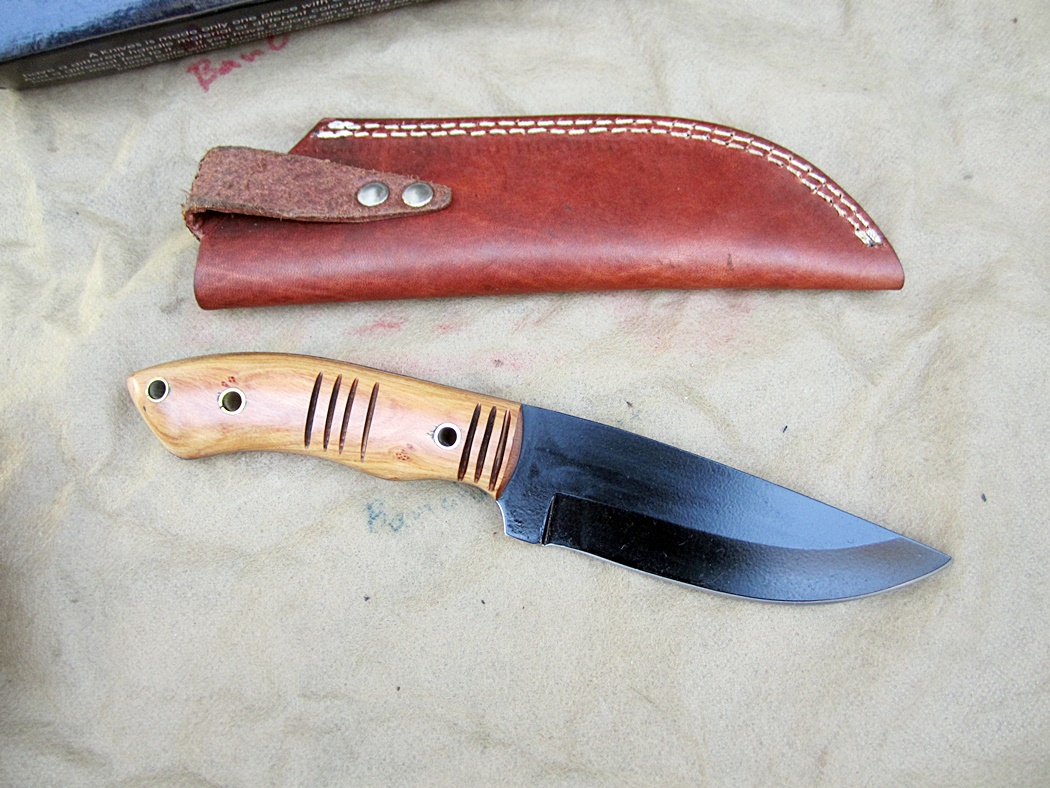 มีด ALONZO KNIVES USA CUSTOM HANDMADE SKINNER POWDER COATED 1095 STEEL KNIFE 717