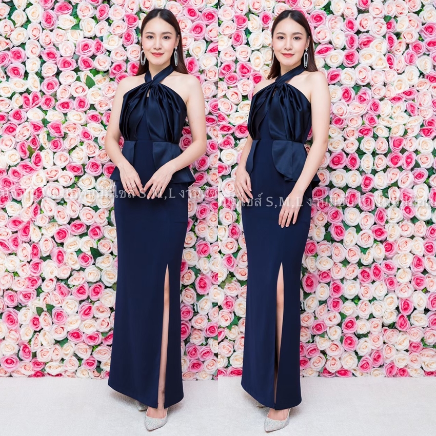 ชุดราตรี ชุดออกงาน ชุดไปงานแต่งงานสีกรมท่า เดรสยาวออกงานคล้องคอผูกโบว์ เอวระบาย ลุคเรียบหรูดูดี