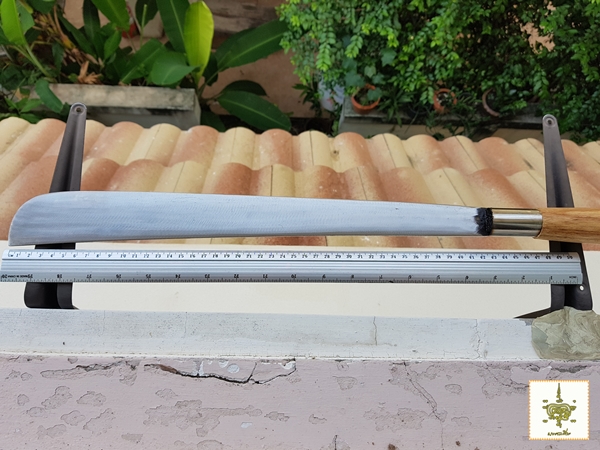 ดาบ ตีจากเหล็กแหนบ