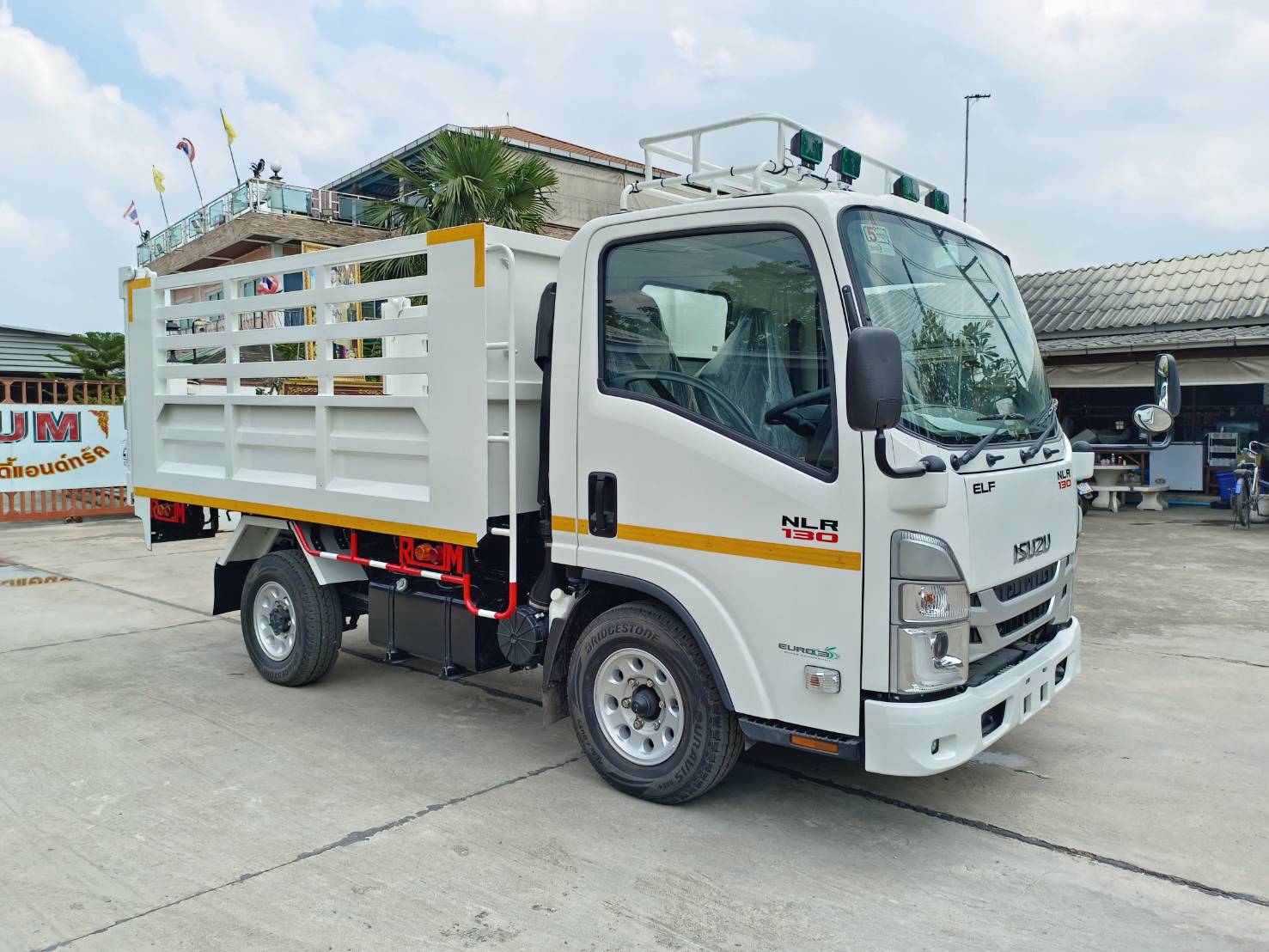 ISUZU NLR Euro 5 Max (ช่วงยาว 3 เมตร) หัวแชสซี (Chassis)