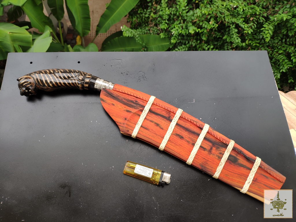 มีดเหน็บ 11.5นิ้ว ด้ามเสือ