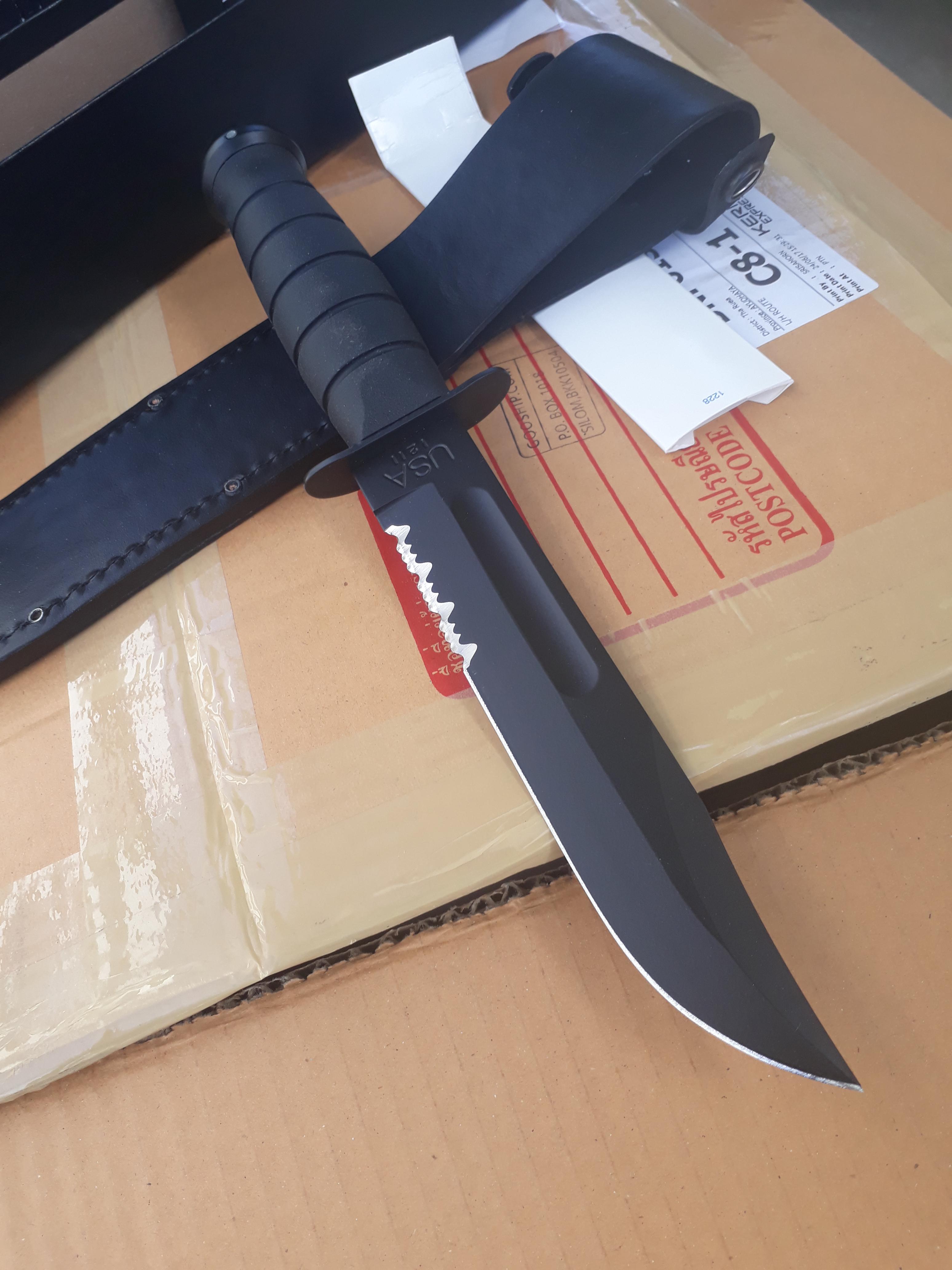 Ka-Bar 2-1212-3 Black Fighting Knife