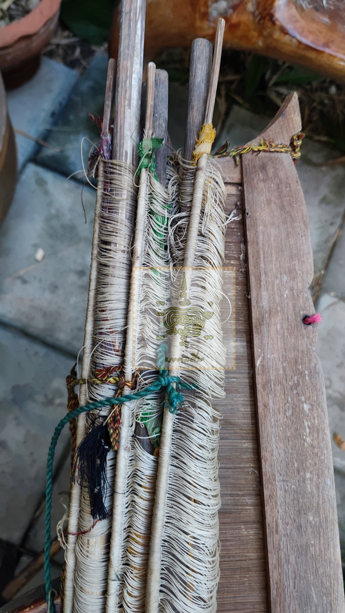 อุปกรณ์ทอผ้า