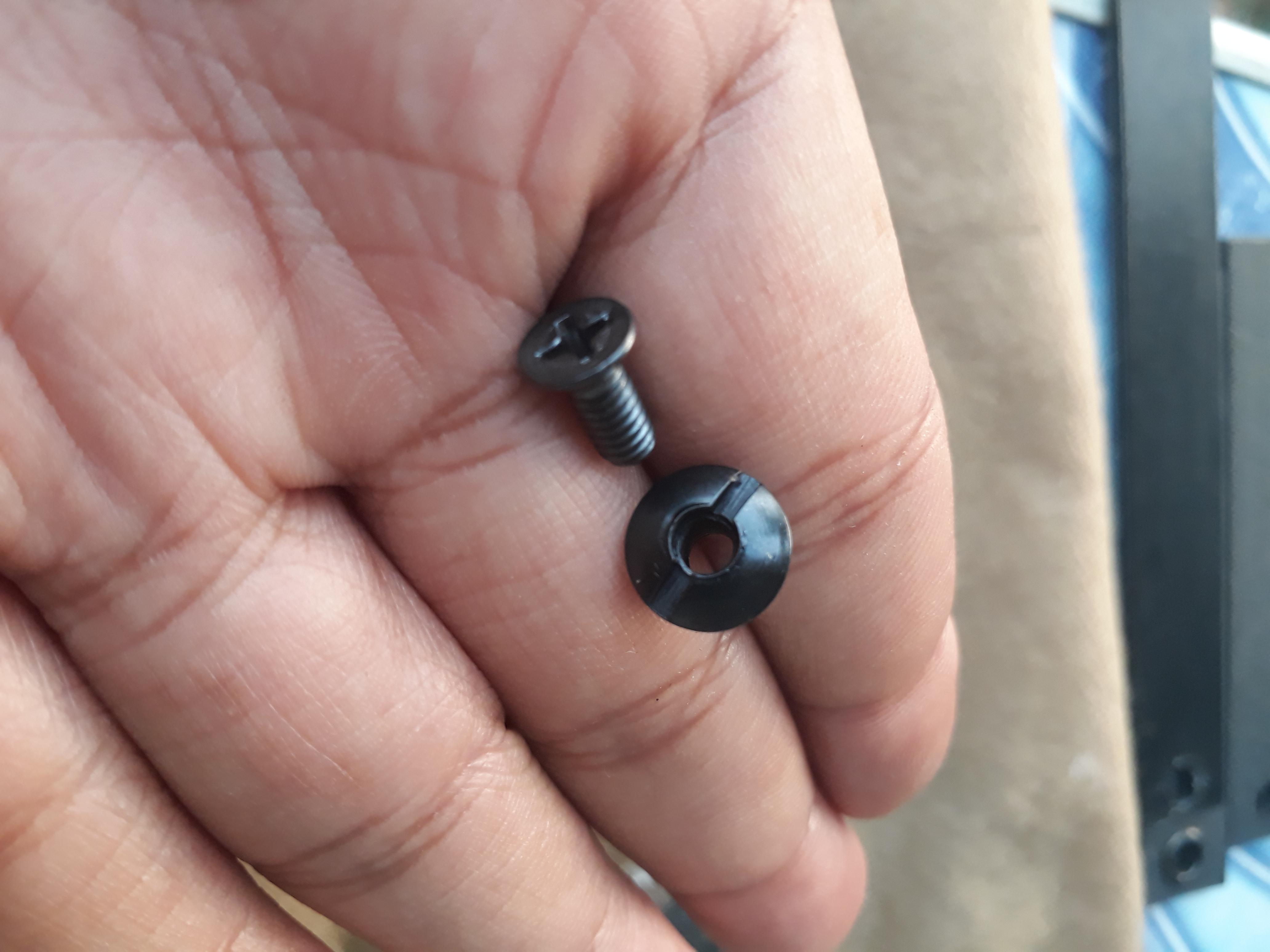 ชุดน็อต + สกรู หัวแบน (10 ตัว)