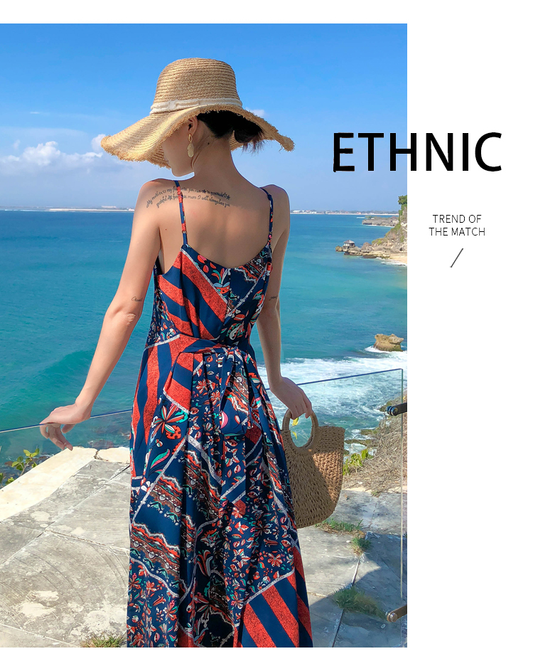 ชุดไปทะเล เดรสเที่ยวทะเล เดรสยาวสีน้ำเงินพิมพ์ลายโบฮีมเียน แฟชั่นแต่งตัวไปทะเลน่ารักๆ