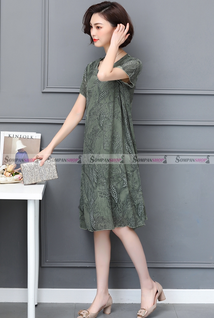 ชุดเดรสสั้นสีเขียว ทรงปล่อย ผ้าชีฟอง ลุคเรียบๆ สวยดูดี สวมใส่ได้หลายโอกาส