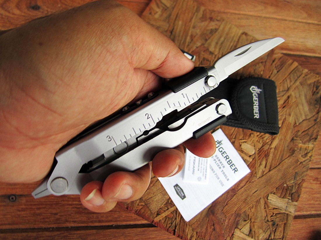 คีมGerber Multi-Plier 600 - 14-in-1 Multi-tool