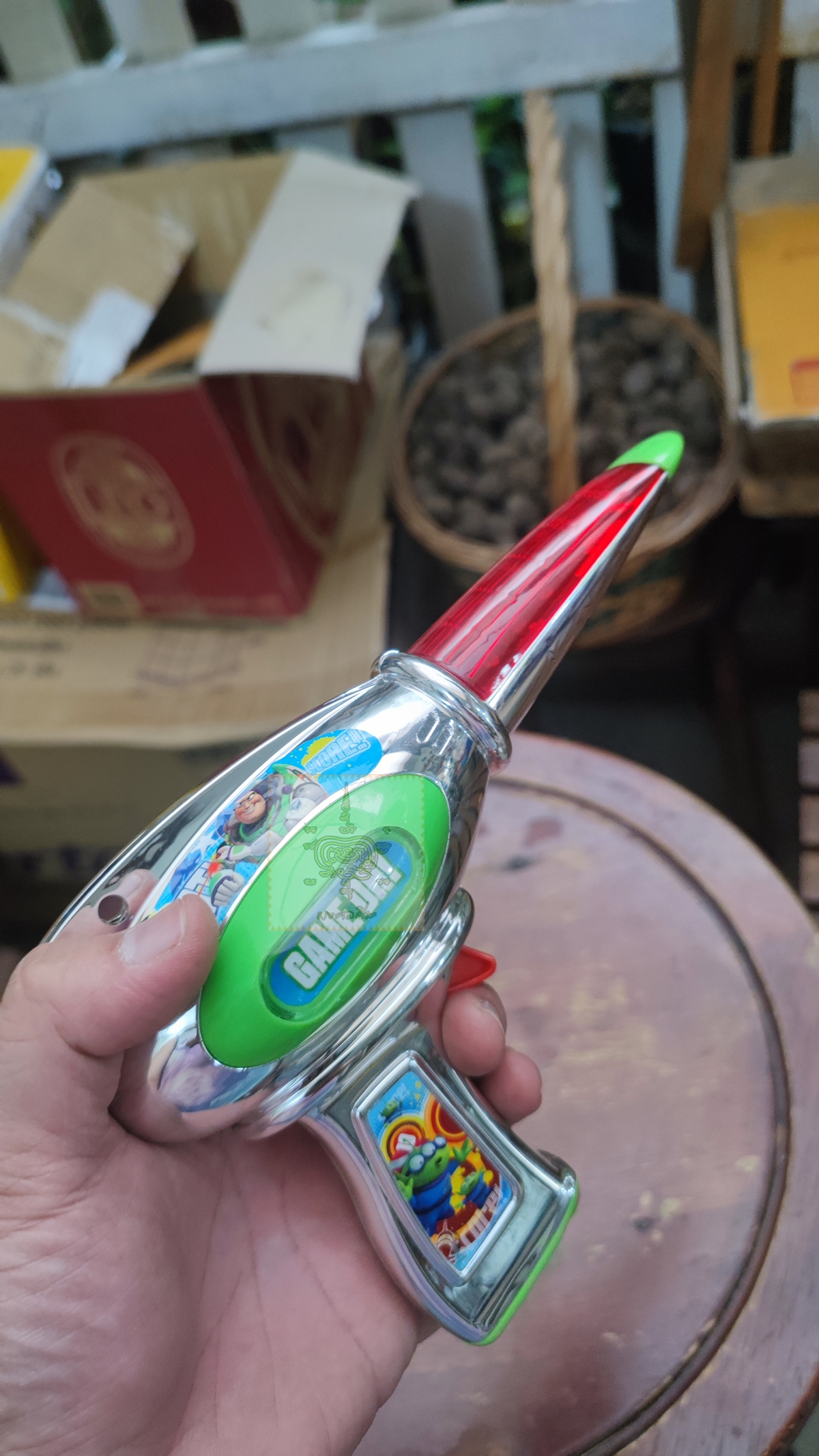 ปืน BUZZ LIGHTYEAR