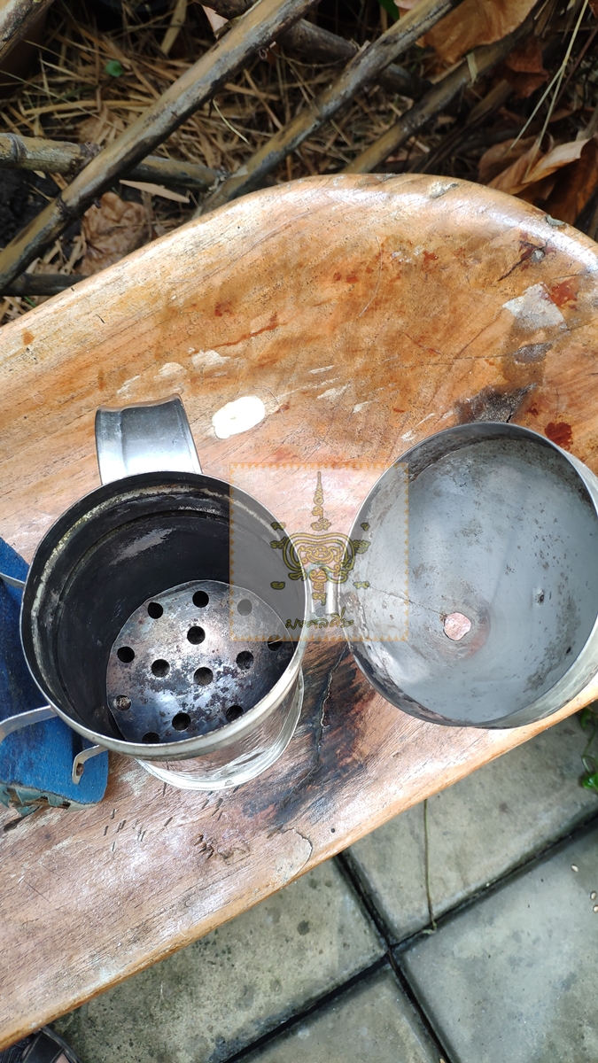 อุปกรณ์รมควันผึ้ง