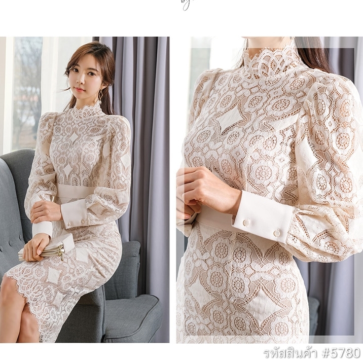 ชุดเดรสสั้นสีขาวครีม เดรสทรงเข้ารูป แขนยาว คอปีน ผ้าลูกไม้ แนวเรียบหรูสวยดูดีมากๆ ใส่ไปงานแต่งเช้า/กลางวัน