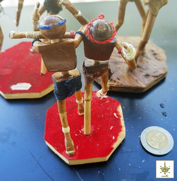 ตุ๊กตามวยไทย 3 ตัว