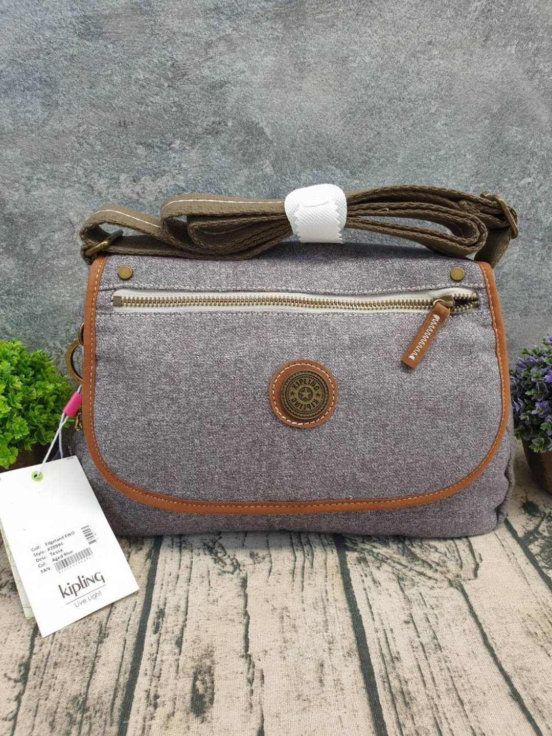 Kipling Kourou Crossbody