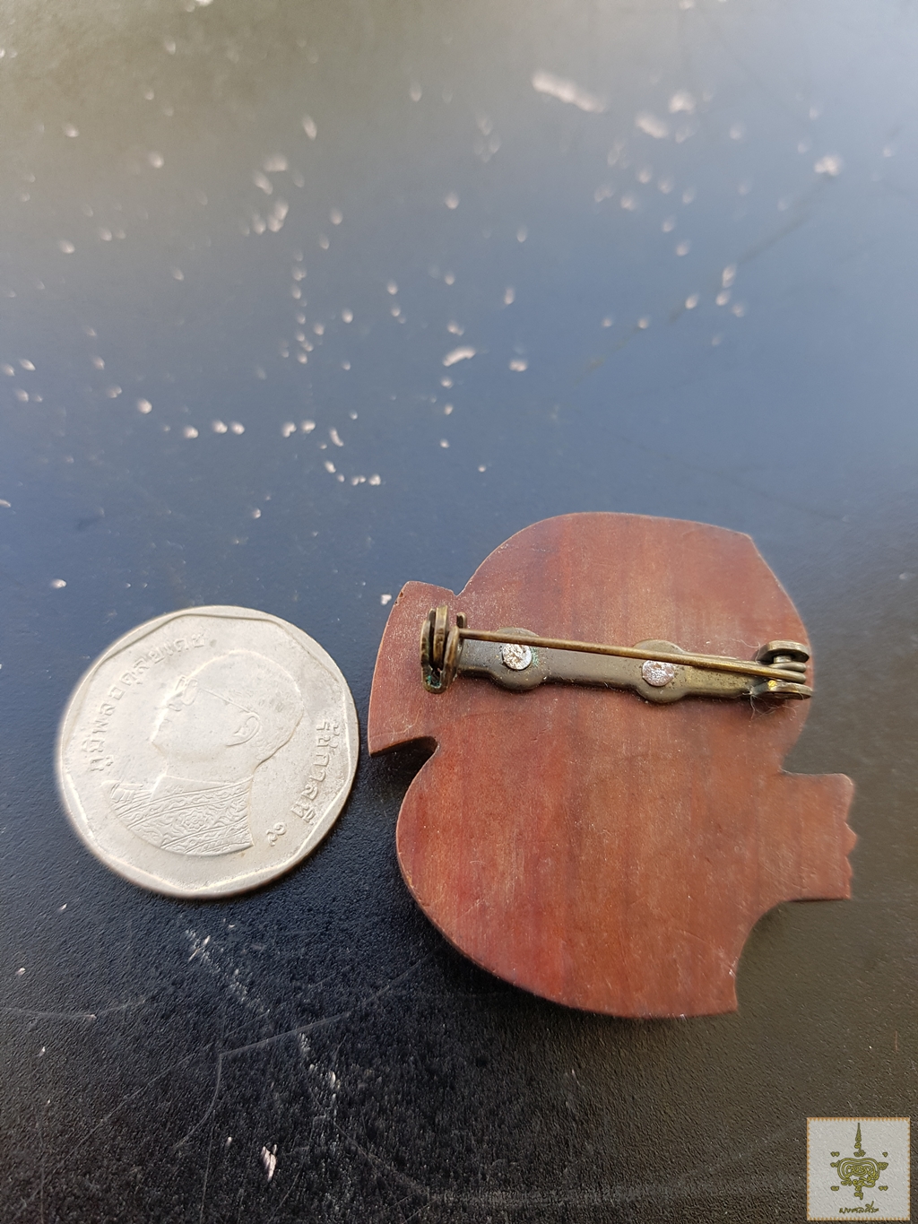 เข็มกลัดไม้ งานญี่ปุ่น