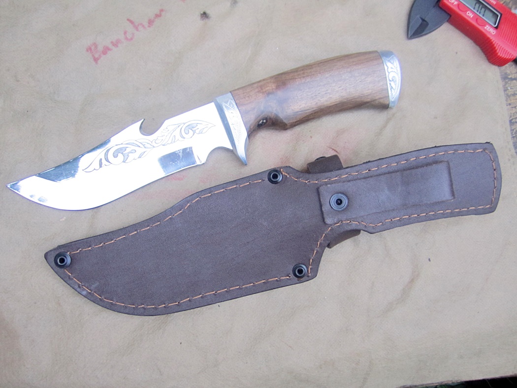 มีดรัสเซีย (R1)