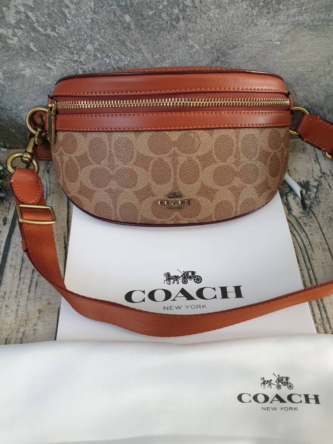 COACH BELT BAG IN SIGNATURE CANVAS (STYLE NO: 39937)