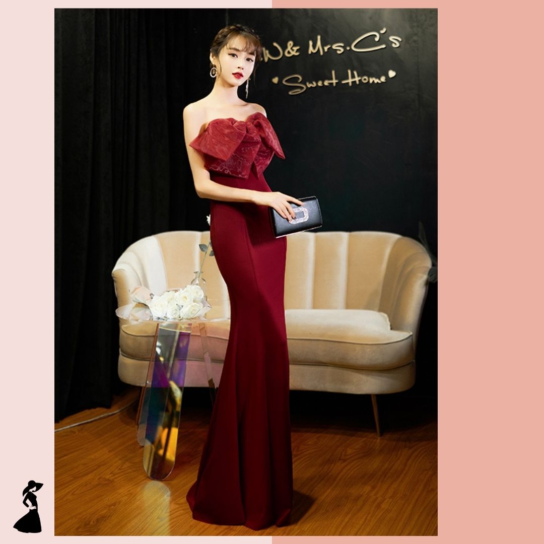 ชุดราตรี ชุดออกงาน ชุดไปงานแต่งงานสีแดง เดรสยาวเกาะอกแต่งโบว์ กระโปรงยาวทรงหางปลา แนวเรียบหรู สวยสง่า ดูแพง