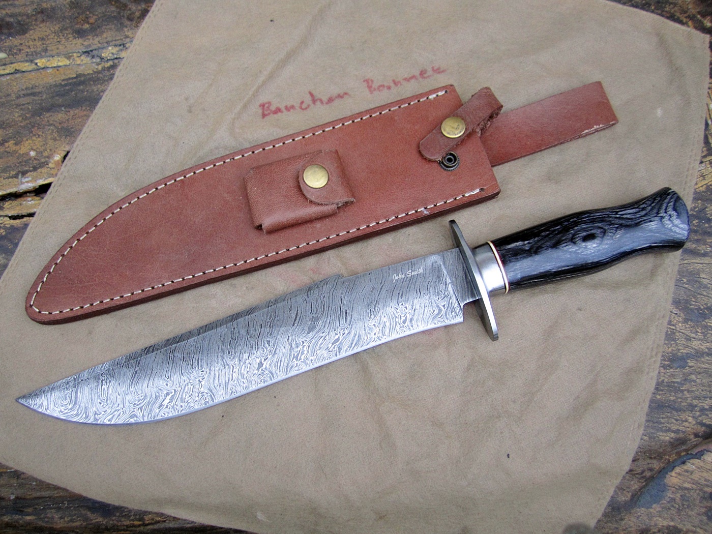 มีดเดินป่าJohn Smith's Custom Handmade Damascus Steel Bowie Knife Hunting Camping Tactical จากประเทศ UK. (C5)