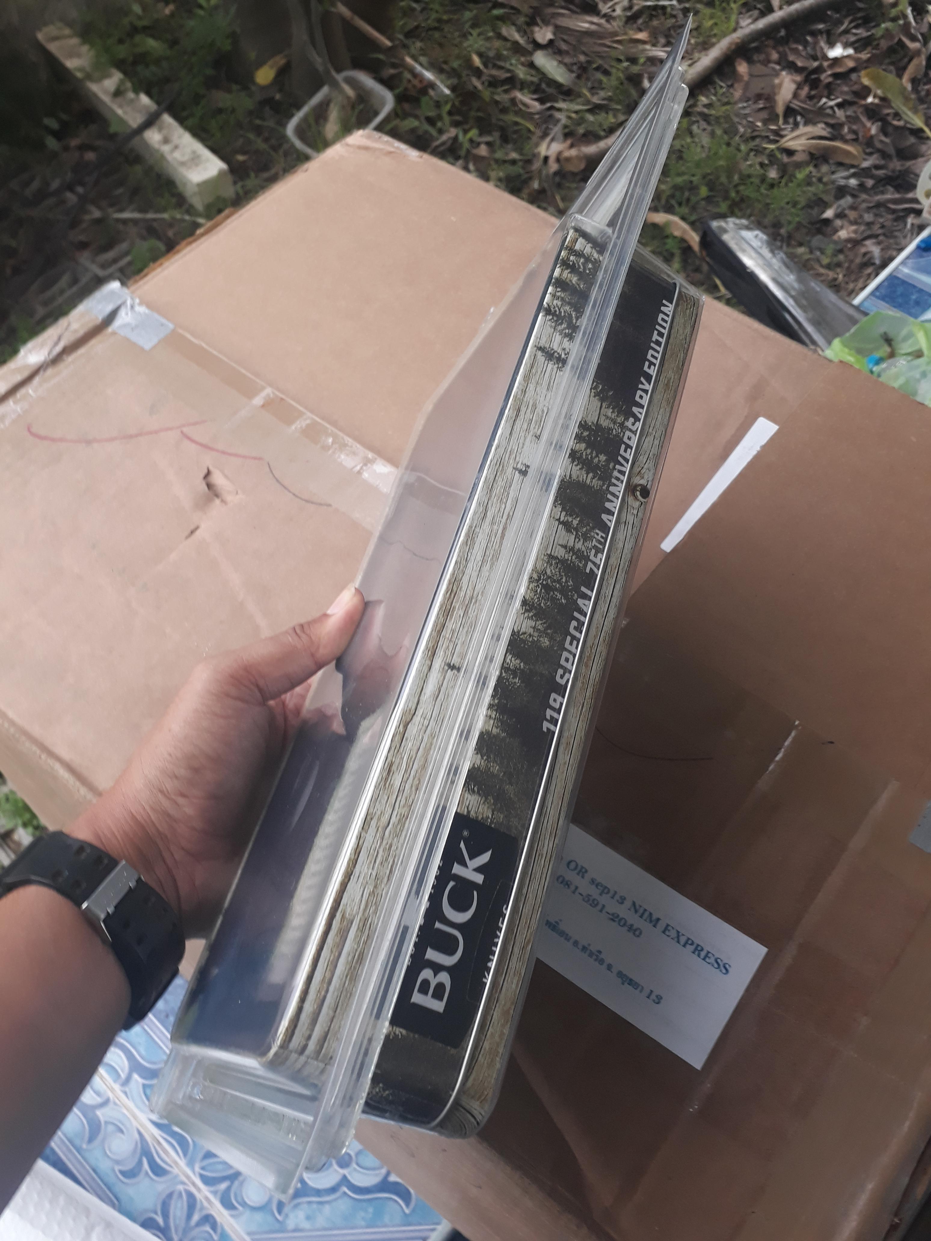 มีดBuck Knives 119 SPECIAL 75th Anniversary Fixed Blade Knife with Collectors Tin (กล่องเหล็ก)